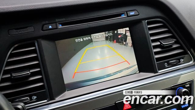 Hyundai Sonata (LF) 2.0 Smart 2015 — фото 15