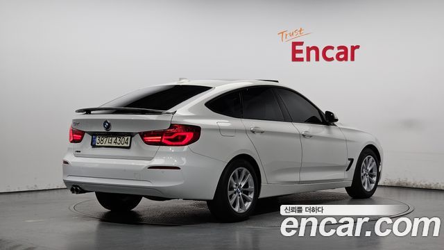 BMW 3 Series GT (F34) GT 320d xDrive 2018 — фото 2