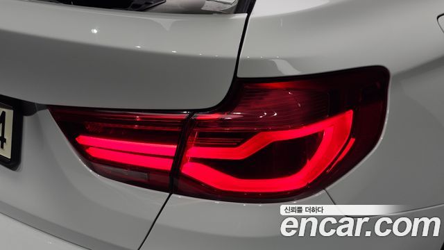 BMW 3 Series GT (F34) GT 320d xDrive 2018 — фото 23