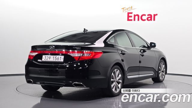 Hyundai Grandeur (HG) HG220 Diesel Premium 2016 — фото 2
