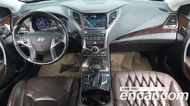 Hyundai Grandeur (HG) HG220 Diesel Premium 2016 — фото 7
