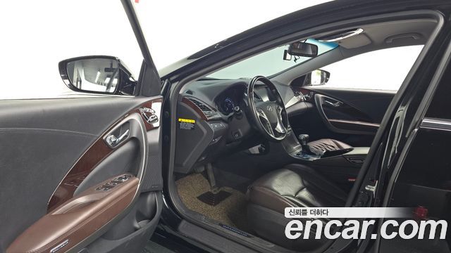 Hyundai Grandeur (HG) HG220 Diesel Premium 2016 — фото 10