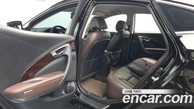 Hyundai Grandeur (HG) HG220 Diesel Premium 2016 — фото 11