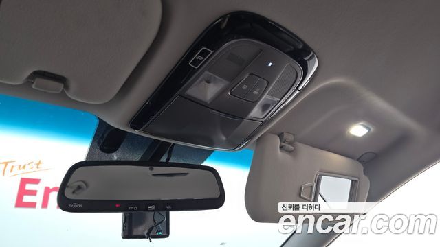 Hyundai Grandeur (HG) HG220 Diesel Premium 2016 — фото 18