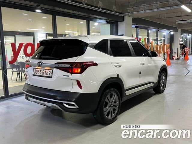Kia Seltos Diesel 1.6 2WD Prestige 2020 — фото 4