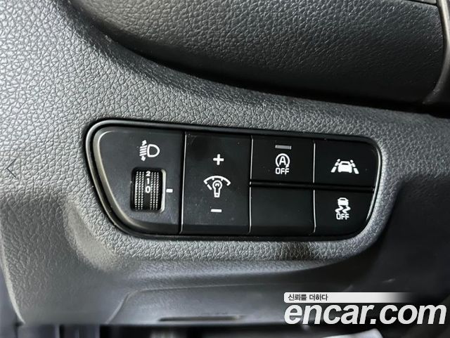 Kia Seltos Diesel 1.6 2WD Prestige 2020 — фото 18