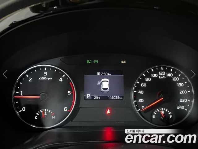 Kia Seltos Diesel 1.6 2WD Prestige 2020 — фото 19