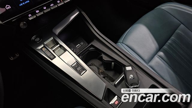 Peugeot 408 1.2 Pure Tech GT 2023 — фото 9