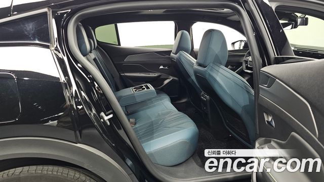Peugeot 408 1.2 Pure Tech GT 2023 — фото 12