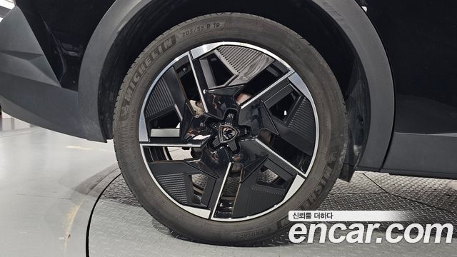 Peugeot 408 1.2 Pure Tech GT 2023 — фото 21