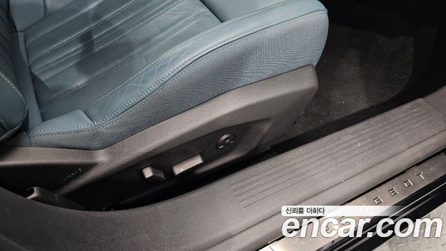 Peugeot 408 1.2 Pure Tech GT 2023 — фото 41