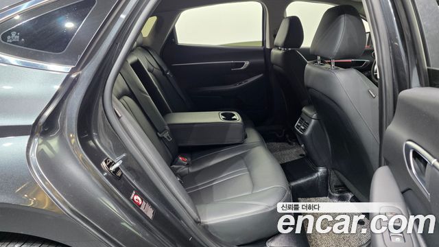 Hyundai Sonata (DN8) 2.0 Premium 2020 — фото 12