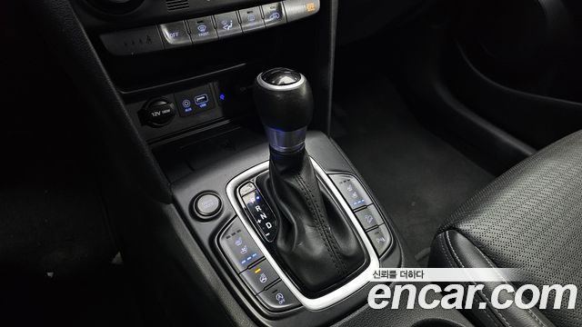 Hyundai Kona Diesel 1.6 2WD Premium 2018 — фото 9
