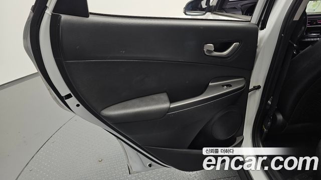 Hyundai Kona Diesel 1.6 2WD Premium 2018 — фото 25