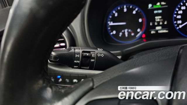 Hyundai Kona Diesel 1.6 2WD Premium 2018 — фото 28