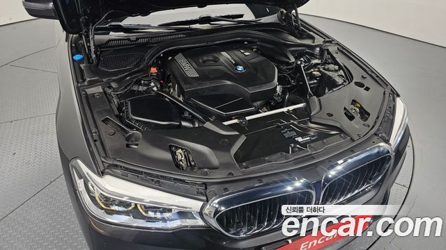 BMW 5 Series (G30) 530i xDrive M Sport Package Plus 2017 — фото 6