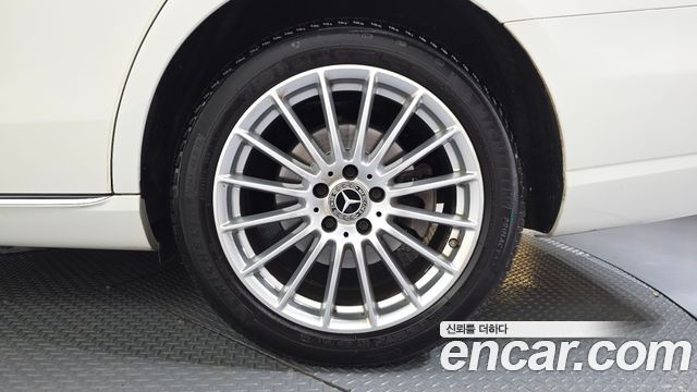 Mercedes-Benz E-Class (W213) E250 Exclusive 2021 — фото 21