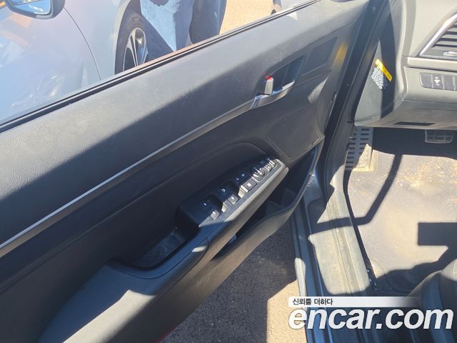 Hyundai Avante (AD) 1.6 GDI Premium 2016 — фото 4
