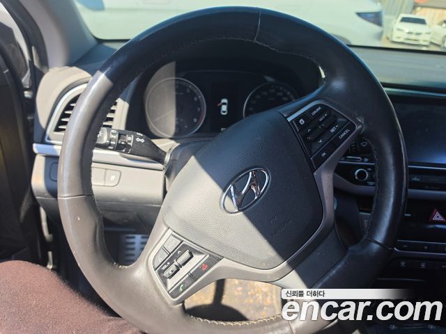 Hyundai Avante (AD) 1.6 GDI Premium 2016 — фото 8