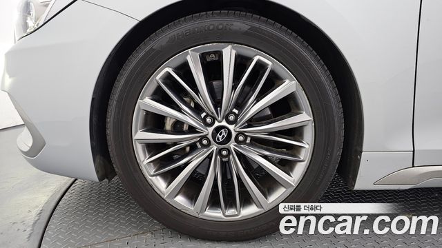 Hyundai Grandeur (IG) 2.4 Premium Special 2017 — фото 5