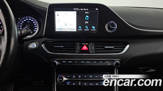 Hyundai Grandeur (IG) 2.4 Premium Special 2017 — фото 14