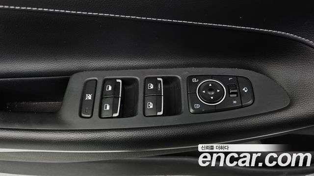 Hyundai Grandeur (IG) 2.4 Premium Special 2017 — фото 17