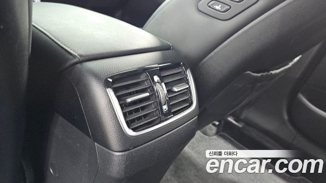 Hyundai Grandeur (IG) 2.4 Premium Special 2017 — фото 32