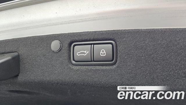 Hyundai Grandeur (IG) 2.4 Premium Special 2017 — фото 34