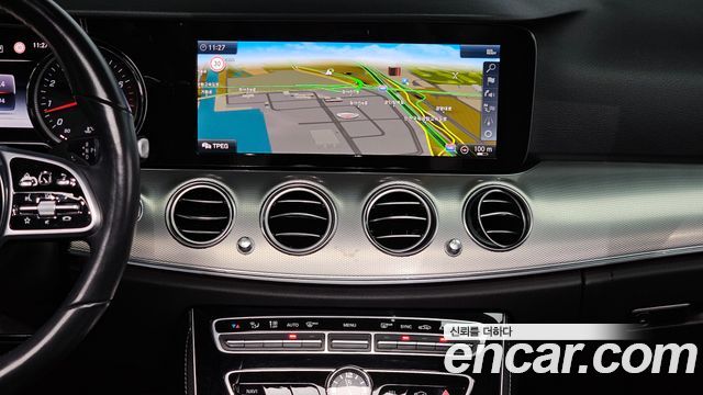 Mercedes-Benz E-Class (W213) E300 Avantgarde 2019 — фото 13