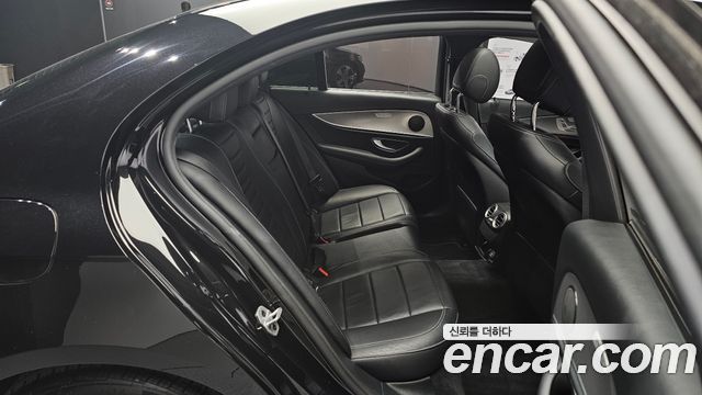 Mercedes-Benz E-Class (W213) E300 Avantgarde 2019 — фото 26