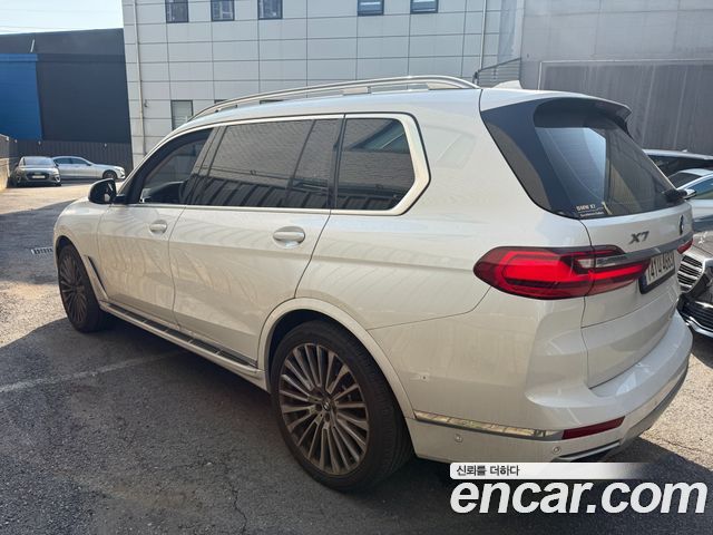 BMW X7 (G07) xDrive 40i Design Pure Excellence 7-Seater 2022 — фото 2