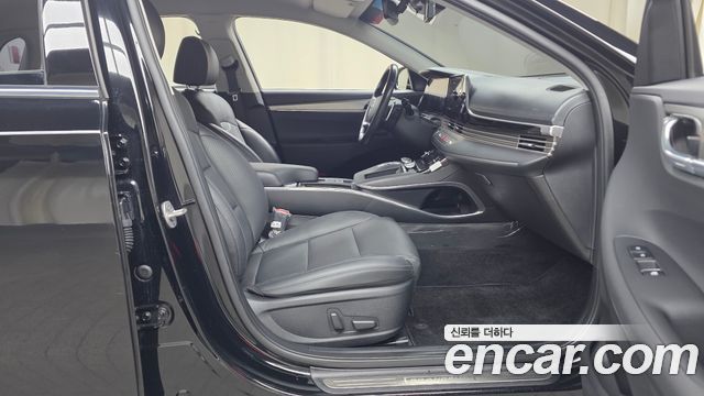Hyundai Grandeur (IG) 2.5 Premium 2023 — фото 26