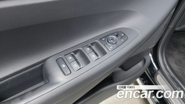 Hyundai Grandeur (IG) 2.5 Premium 2023 — фото 27