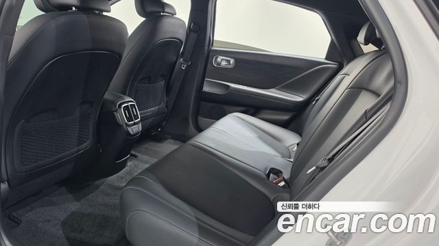Hyundai Ioniq 6 Standard E-Value+ 2025 — фото 19