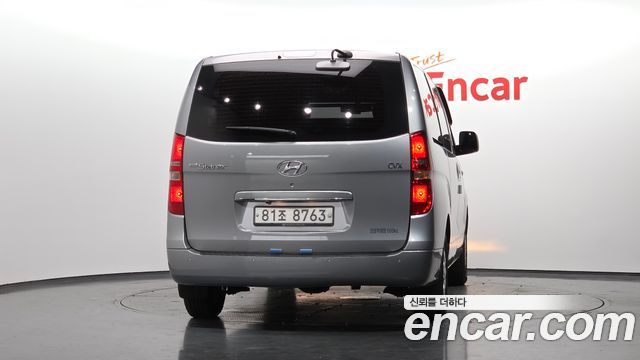 Hyundai Grand Starex 5-Seater VAN CVX Luxury 2013 — фото 4