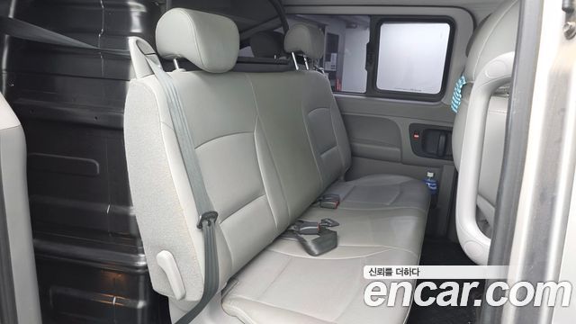 Hyundai Grand Starex 5-Seater VAN CVX Luxury 2013 — фото 11