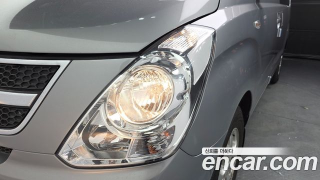Hyundai Grand Starex 5-Seater VAN CVX Luxury 2013 — фото 22