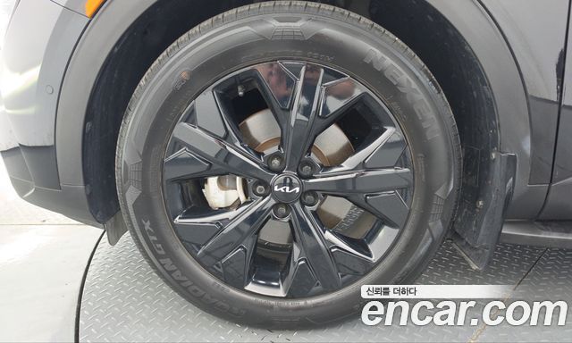 Kia Sportage (V) LPG 2.0 2WD 30TH Edition 2024 — фото 5