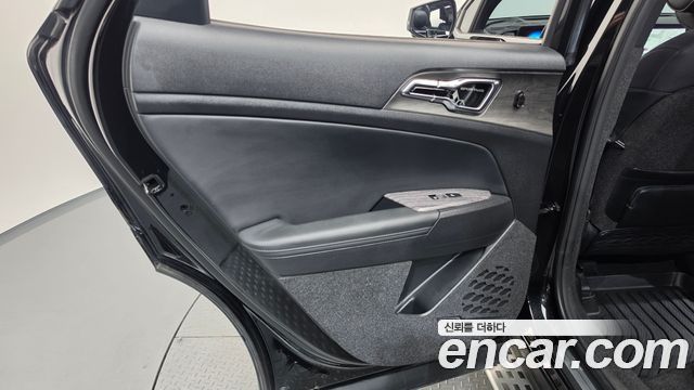 Kia Sportage (V) LPG 2.0 2WD 30TH Edition 2024 — фото 25