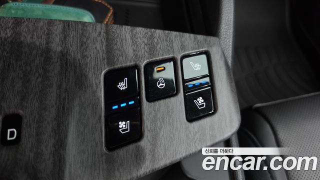 Kia Sportage (V) LPG 2.0 2WD 30TH Edition 2024 — фото 31