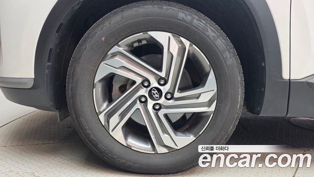 Hyundai Santa Fe Diesel 2.2 2WD Exclusive 2023 — фото 5