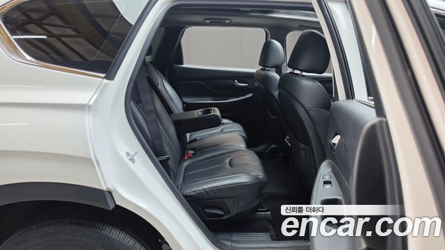 Hyundai Santa Fe Diesel 2.2 2WD Exclusive 2023 — фото 11