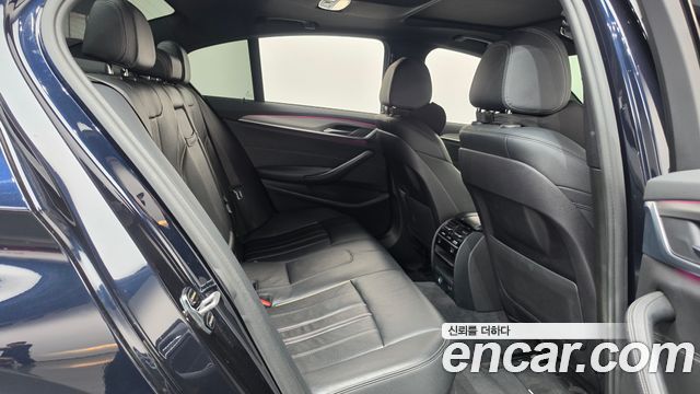 BMW 5 Series (G30) 530i M Sport Package 2018 — фото 12