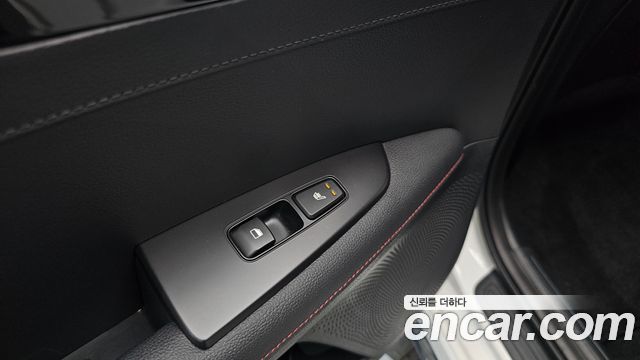 Kia K3 (II) 1.6 Turbo GT 5Door Signature 2024 — фото 19