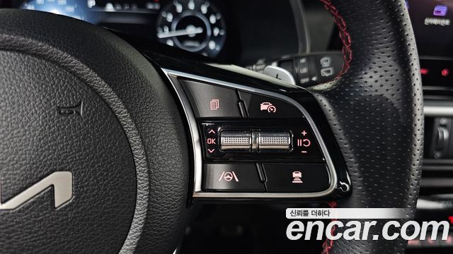 Kia K3 (II) 1.6 Turbo GT 5Door Signature 2024 — фото 36
