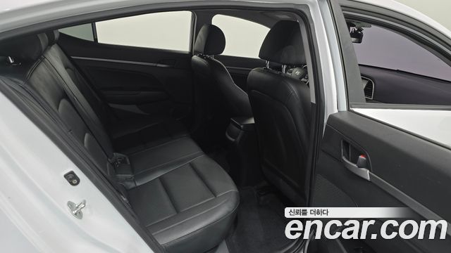 Hyundai Avante (AD) 1.6 GDI Value Plus 2018 — фото 11