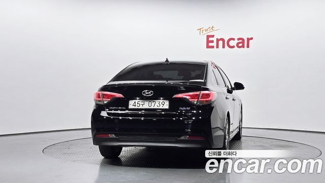 Hyundai Sonata Hybrid (LF) 2.0 HEV Premium 2016 — фото 4
