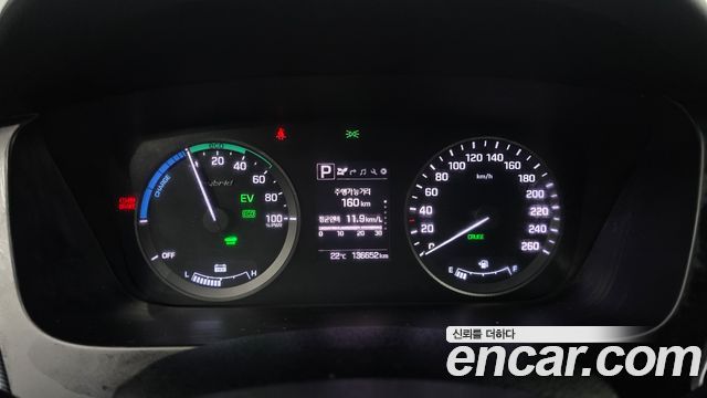 Hyundai Sonata Hybrid (LF) 2.0 HEV Premium 2016 — фото 8