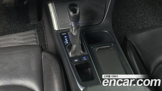 Hyundai Sonata Hybrid (LF) 2.0 HEV Premium 2016 — фото 9