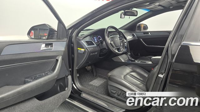 Hyundai Sonata Hybrid (LF) 2.0 HEV Premium 2016 — фото 10